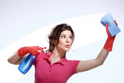 Governing law and contract terms for a UK carpet cleaning company
